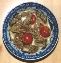 Gelbes Rindfleischcurry
