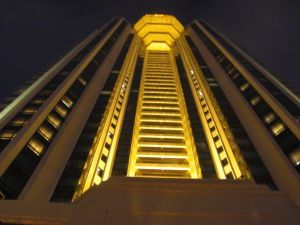 Peninsula Bangkok nachts