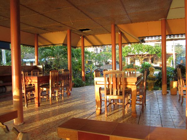 Thong Krut Restaurant