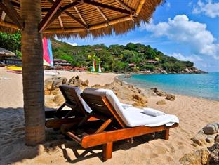 Tongsai Bay Strand