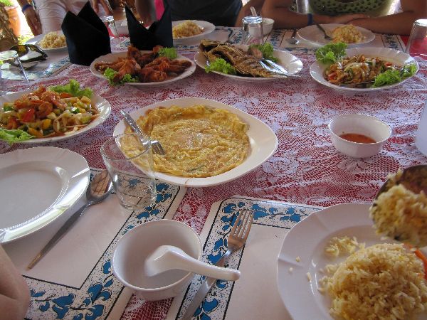 Essen auf Koh Panyee
