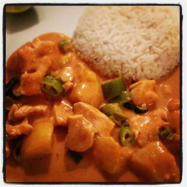Masaman Curry mit Huhn und Kartoffeln